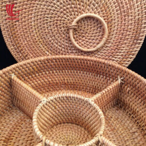 Round Rattan Candy Box With 5 Compartments