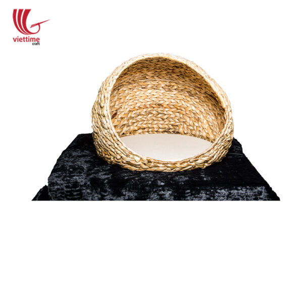 Comfortable Water Hyacinth Woven Cat House