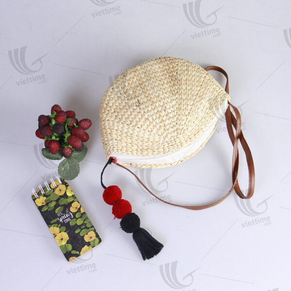 Straw Water Hyacinth Bags Wholesale With Tassel