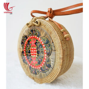 Circle Sling Bags Rattan With Wooden Carved