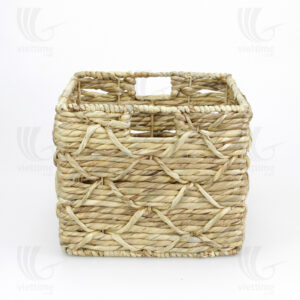 Water Hyacinth Basket sku B00237
