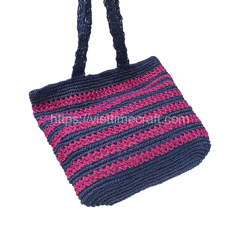Colorful Straw handbag trend