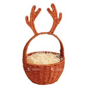 Woven Rope Reindeer Gift Basket With Handle will brings a warm and lovely Christmas atmosphere