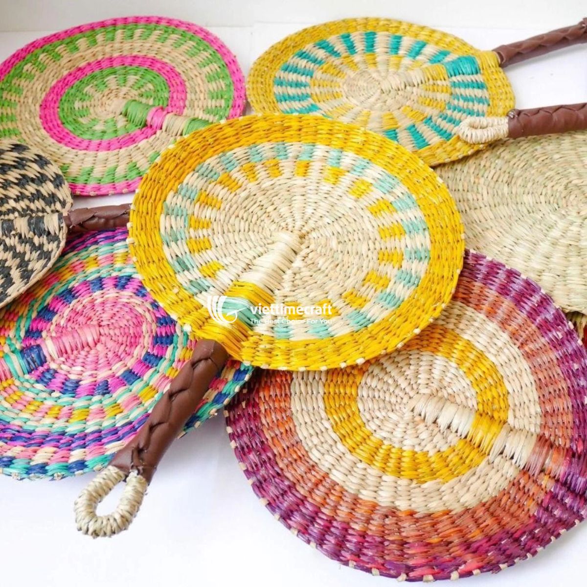 Set Woven Seagrass Fan Decoration Wholesale