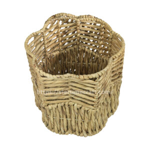 Scalloped Water Hyacinth Laundry Basket