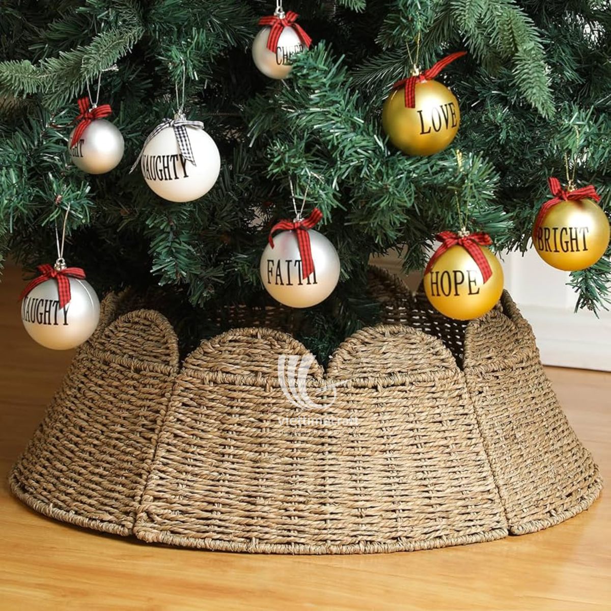 Seagrass Collar Tree, Skirt Tree Handicraft Wholesale