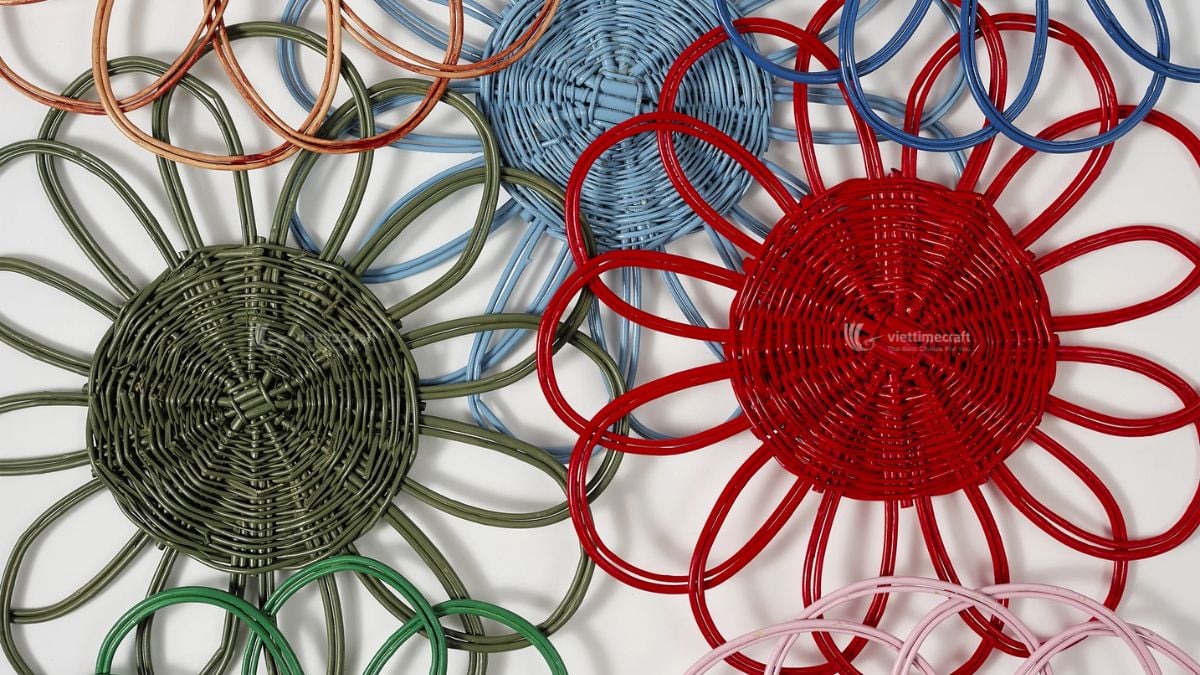Flower Shape Round Woven Placemat Wholesale
