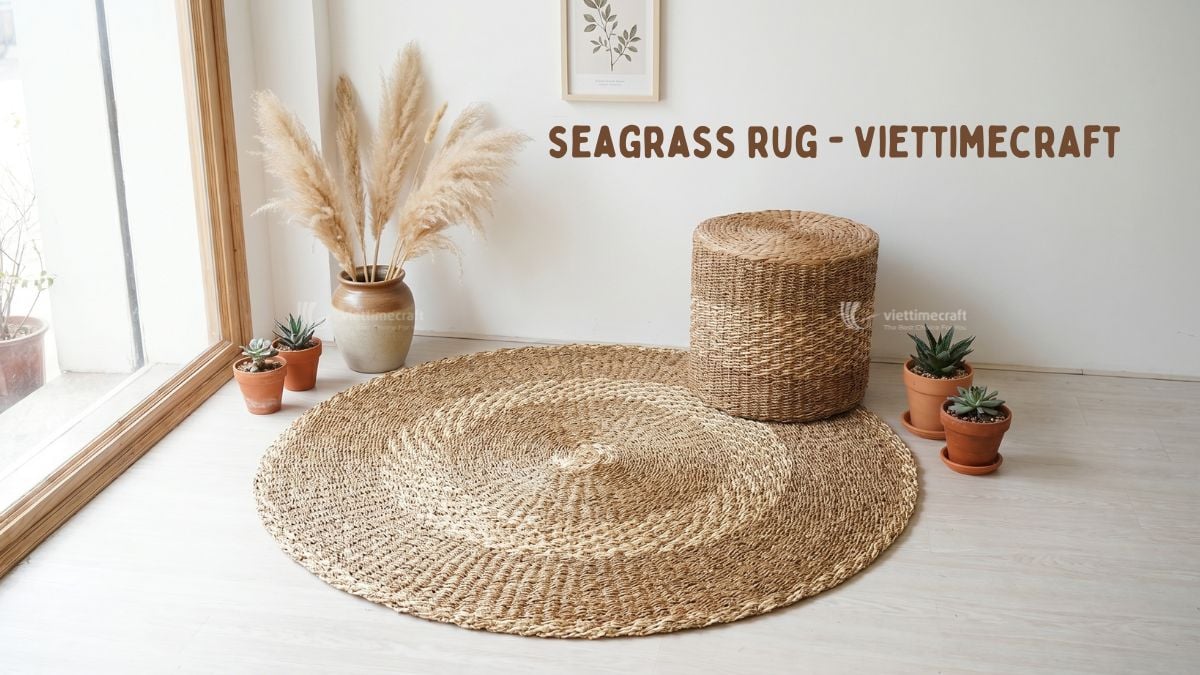 Sustainable seagrass rug for living room and bedroom spaces