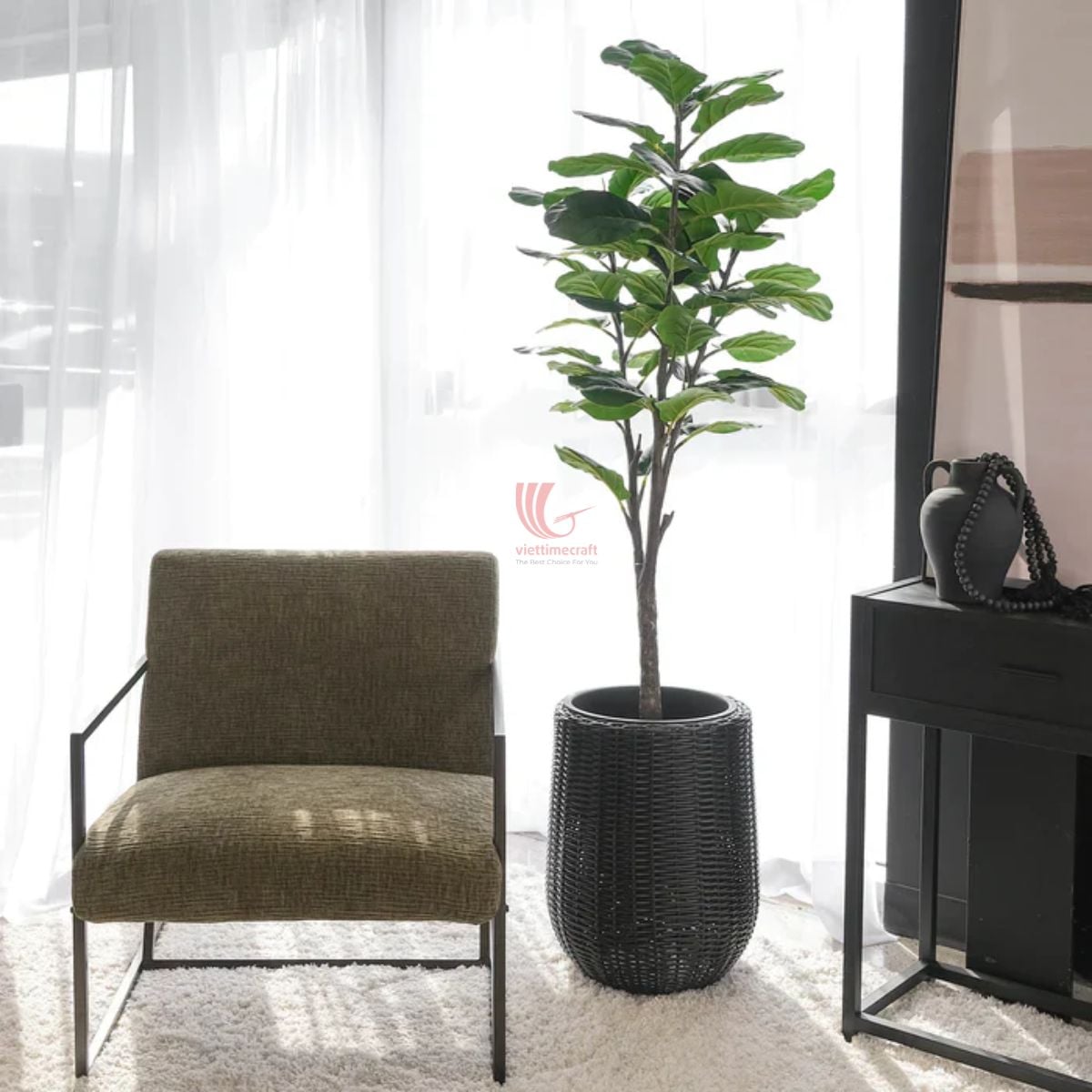 Product size and specifications of a premium PE rattan planter
